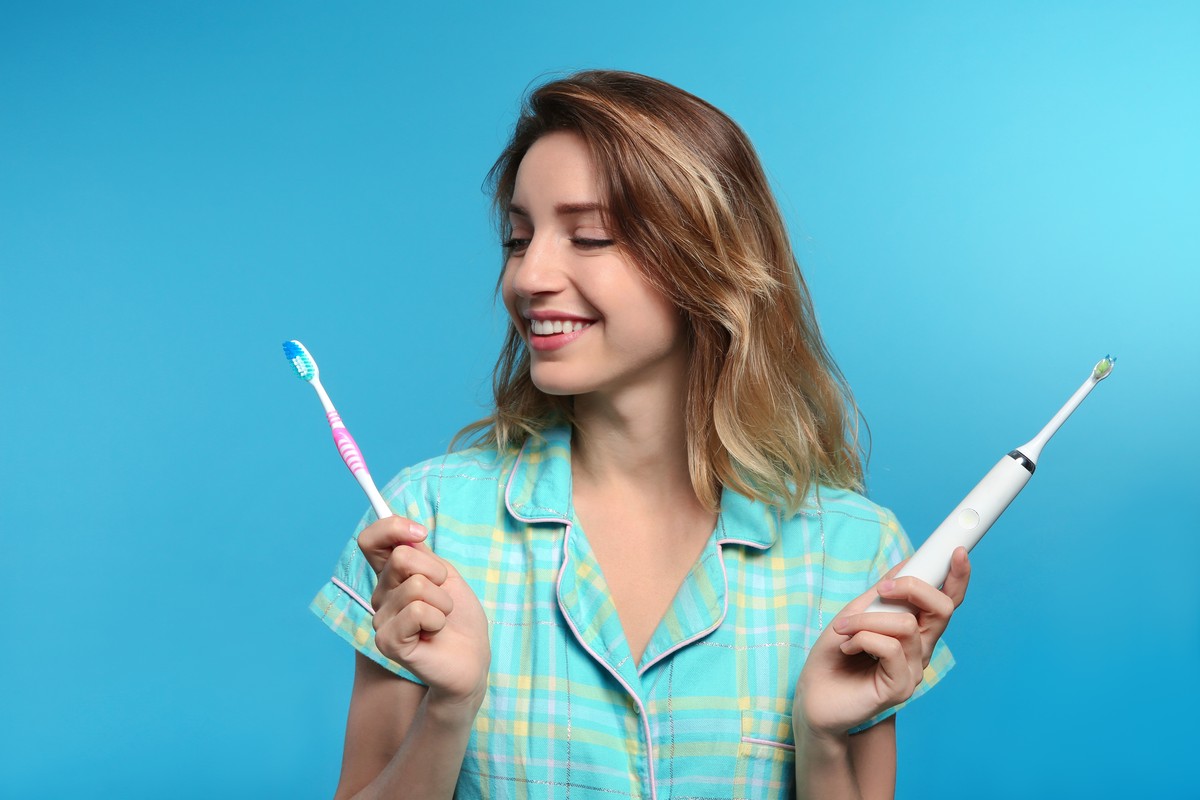 Choosing a Toothbrush Choosing a Toothbrush