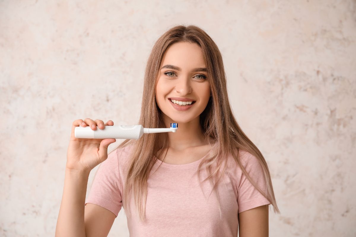 3 Reasons to Pack Your Electric Toothbrush